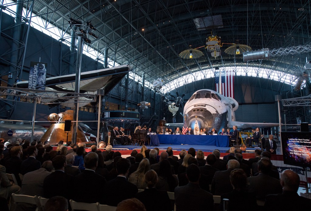 NASA Establishes Advisory Group for National Space Council