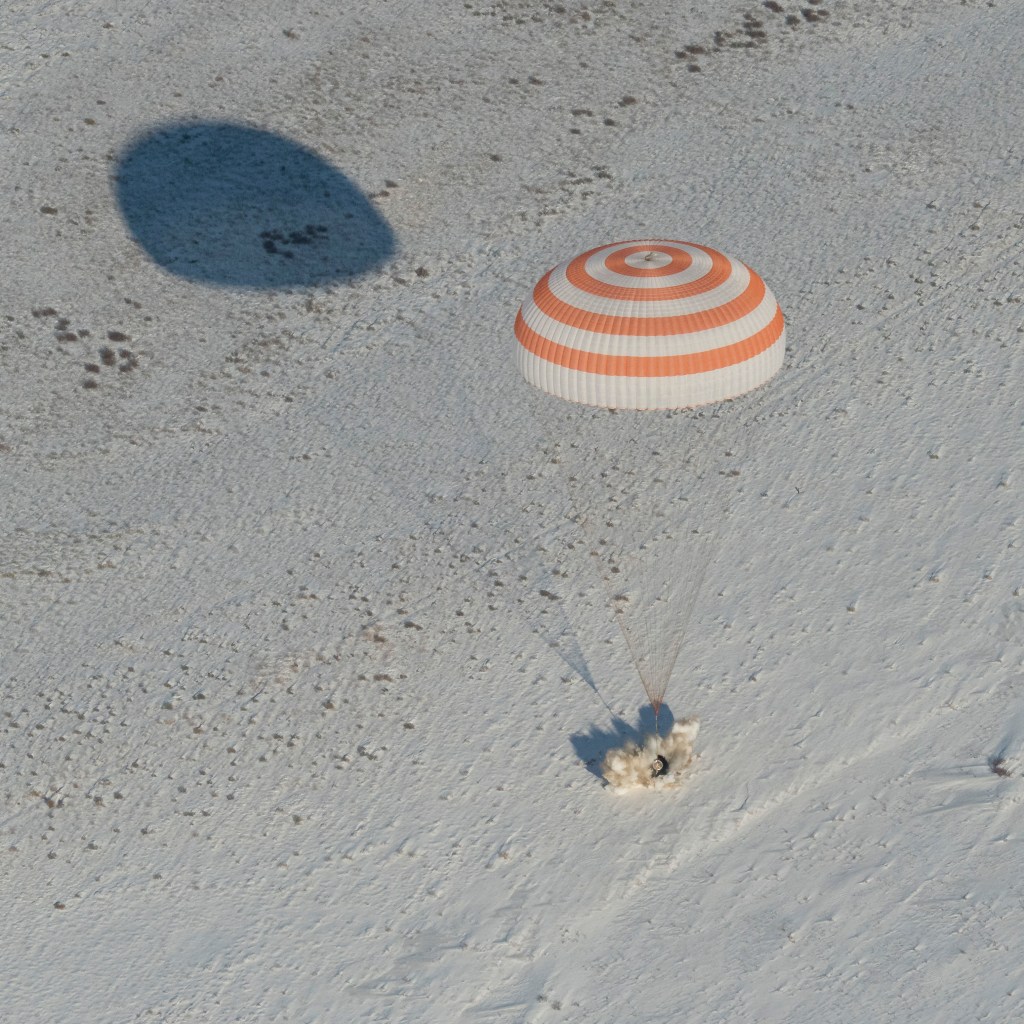 NASA Astronaut Bresnik and Crewmates Return to Earth From Space Station