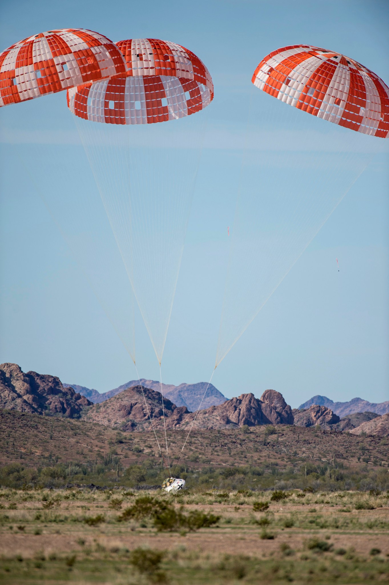 March 2017 Orion parachute test