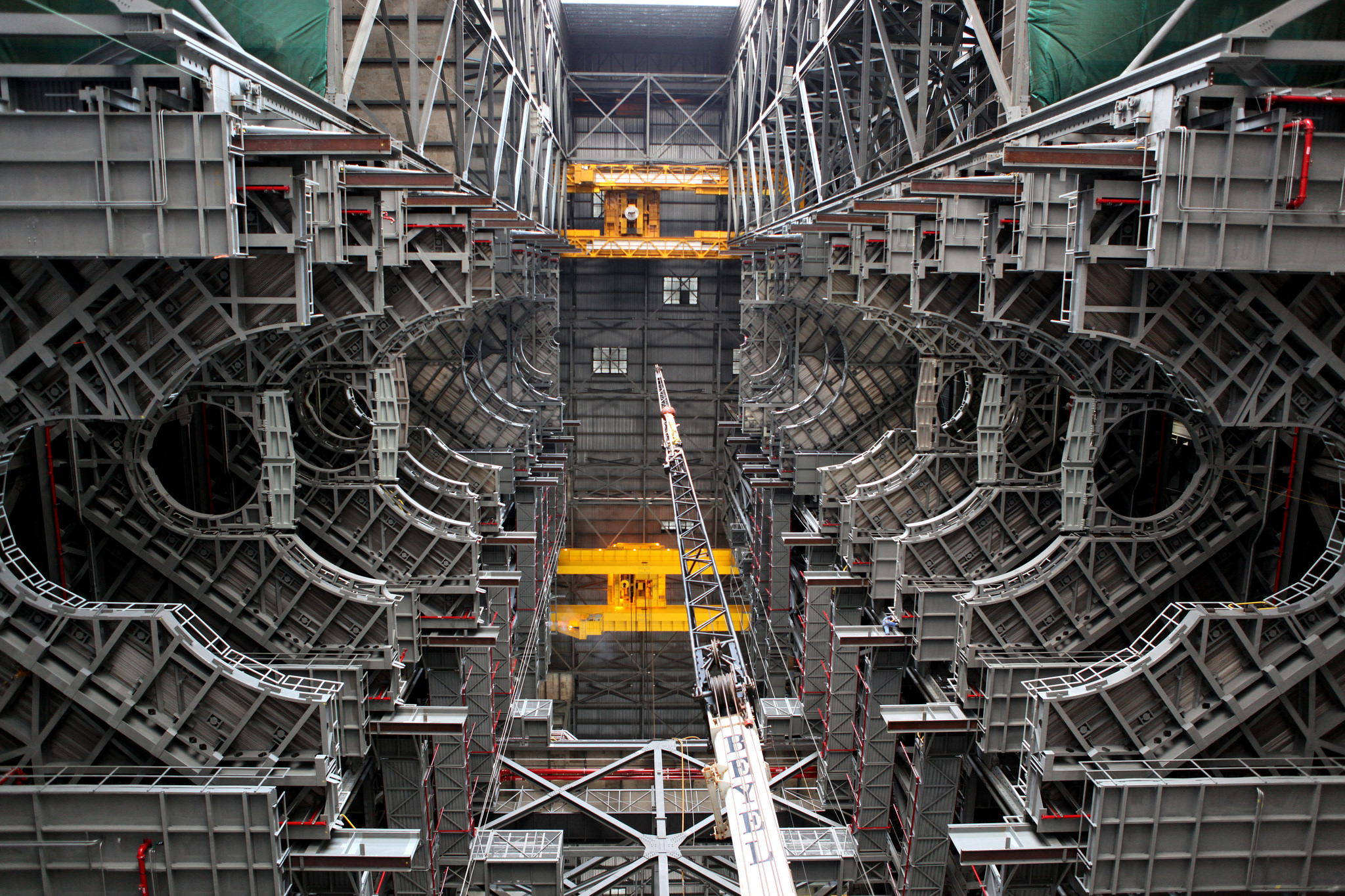 The final platform, A north, is installed in High Bay 3 in the Vehicle Assembly Building.