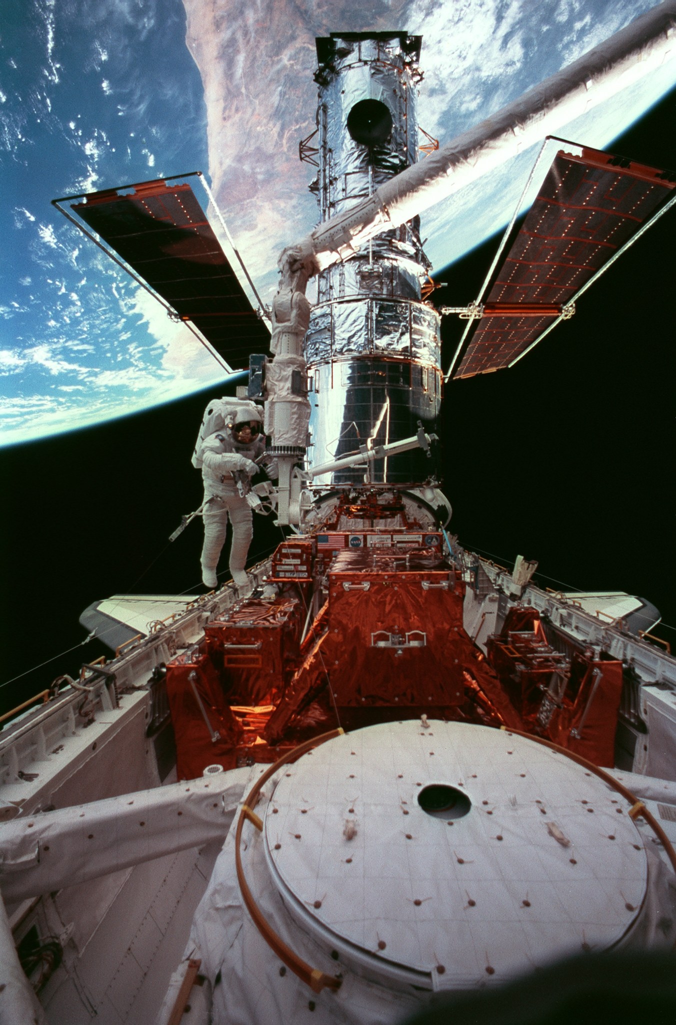This week in 1997, space shuttle Discovery, mission STS-82, landed safely at NASA’s Kennedy Space Center.