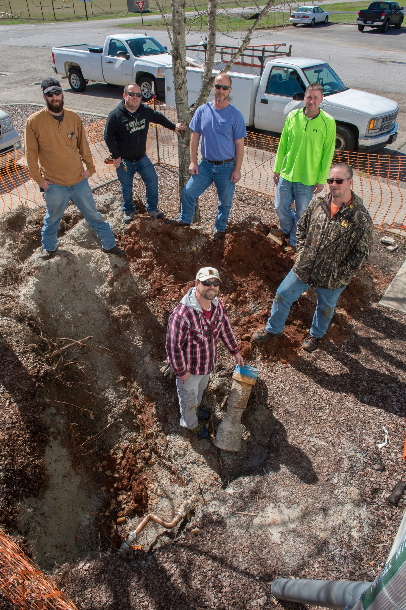 From left, Robby Drane, Jeremy Holmes, Don Davis, team foreman Dusty Crouch, Wesley Brook and Lucas Broadway.