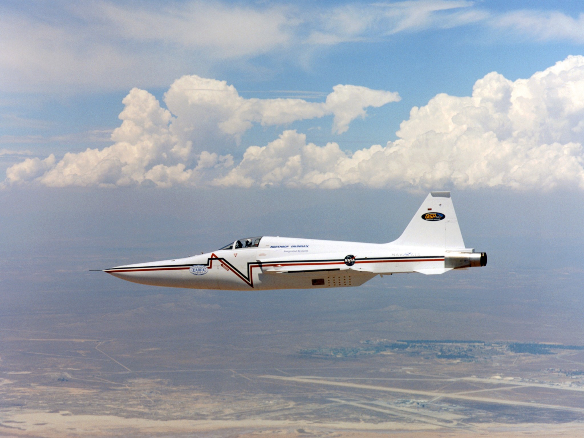 Northrop F-5E jet in flight.