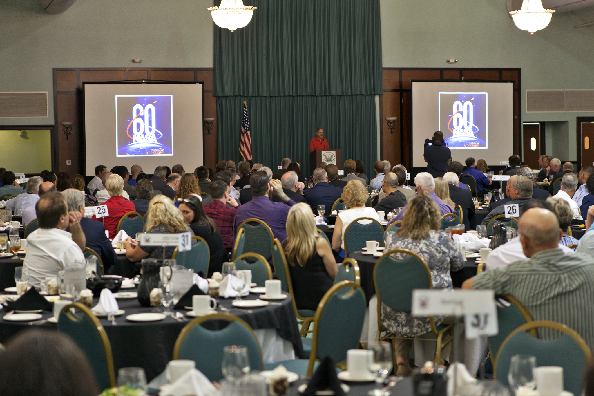 Kennedy Space Center Director Bob Cabana speaks to National Space Club-Florida Committee members and guests.