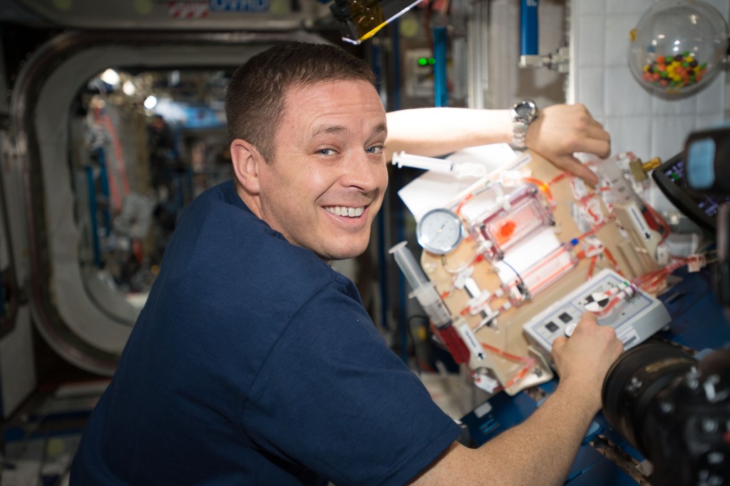 Astronaut Jack Fischer Leaves NASA to Return to U.S. Air Force
