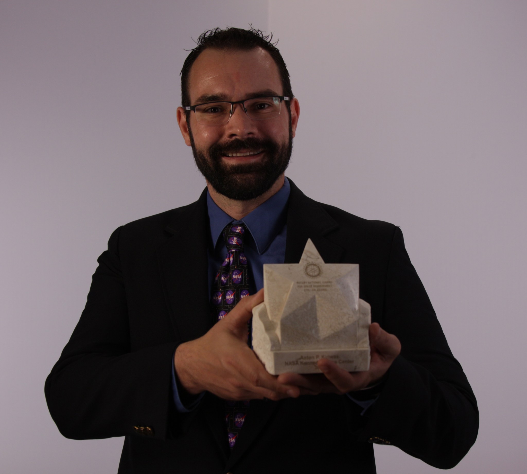 Anton Kiriwas receives the RNASA Stellar Award on April 27, 2018.