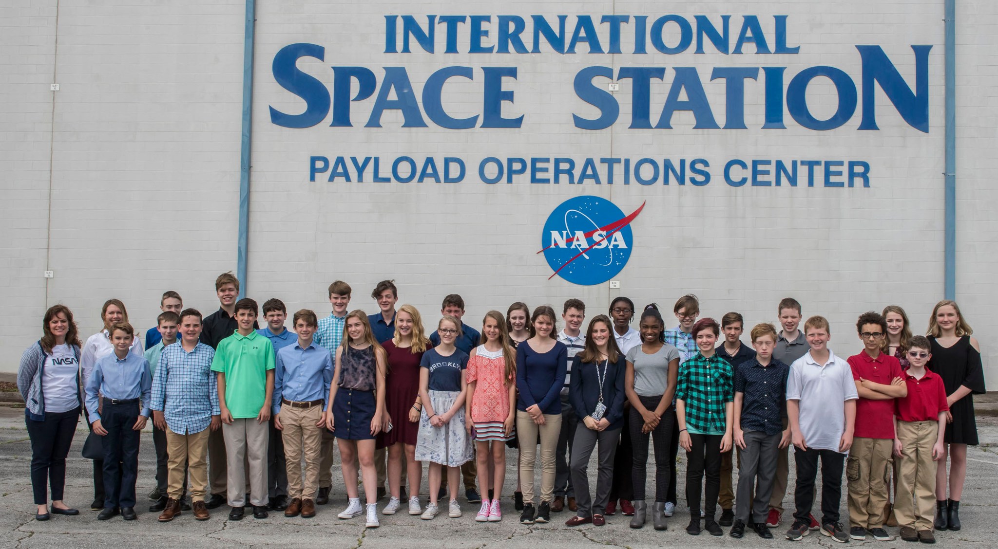 Students from the NASA Project-Based Learning class at Robertsville Middle School visited NASA’s Marshall Center on May 18. 