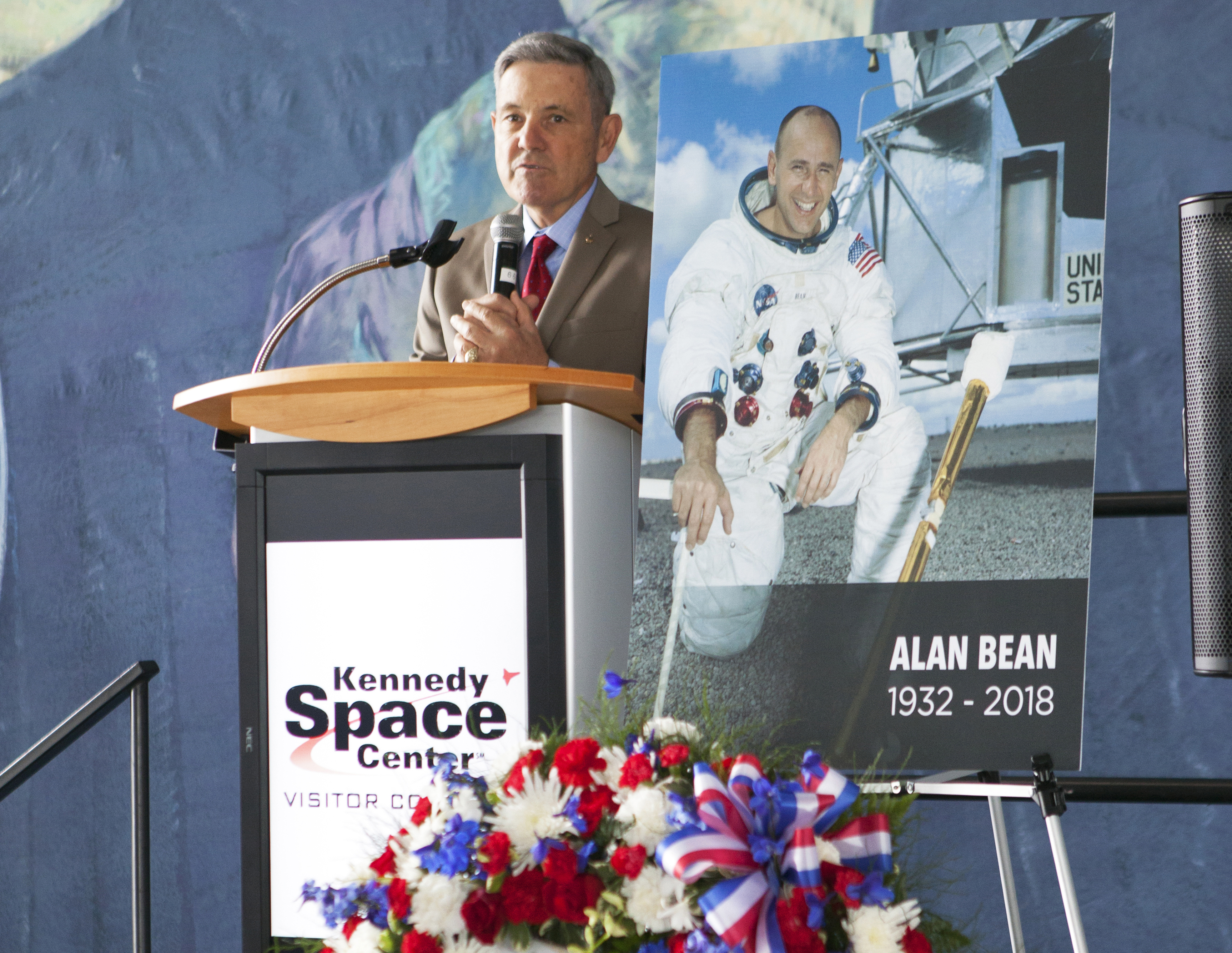 Alan Bean Honored