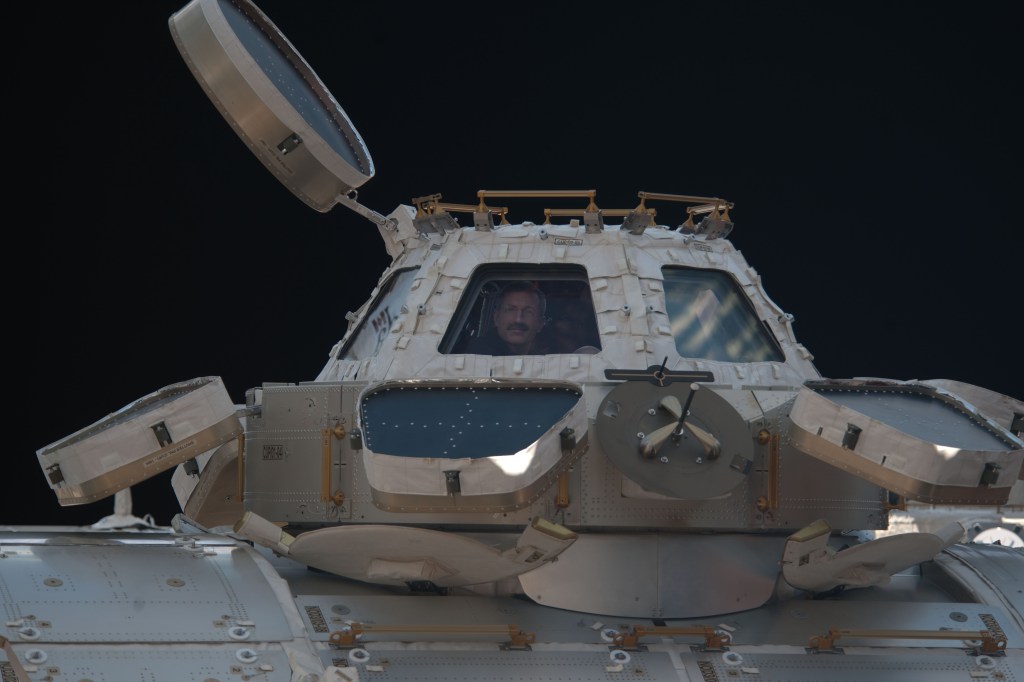 Astronaut Dan Burbank Retires from NASA