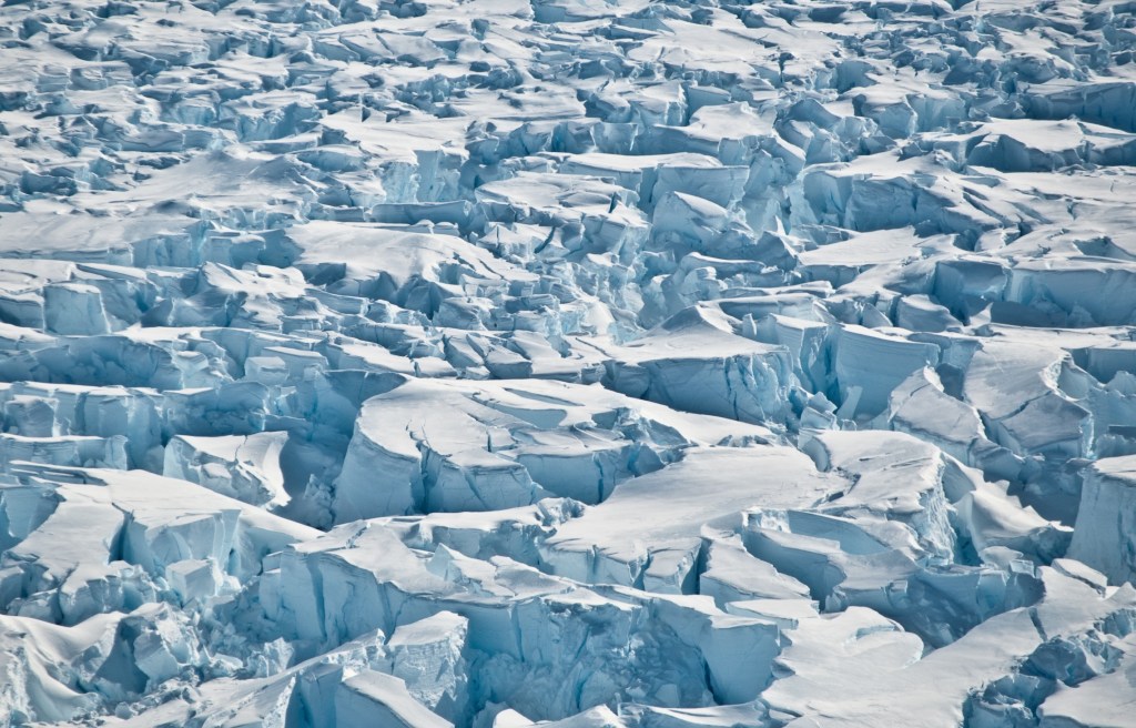 Ramp-Up in Antarctic Ice Loss Speeds Sea Level Rise