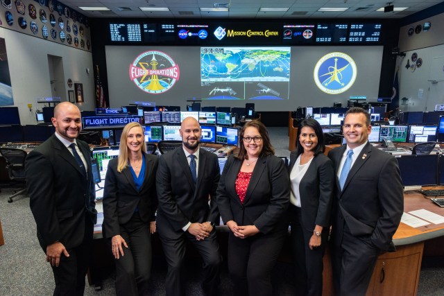 The 2018 Class of NASA Flight Directors for the Mission Control Center