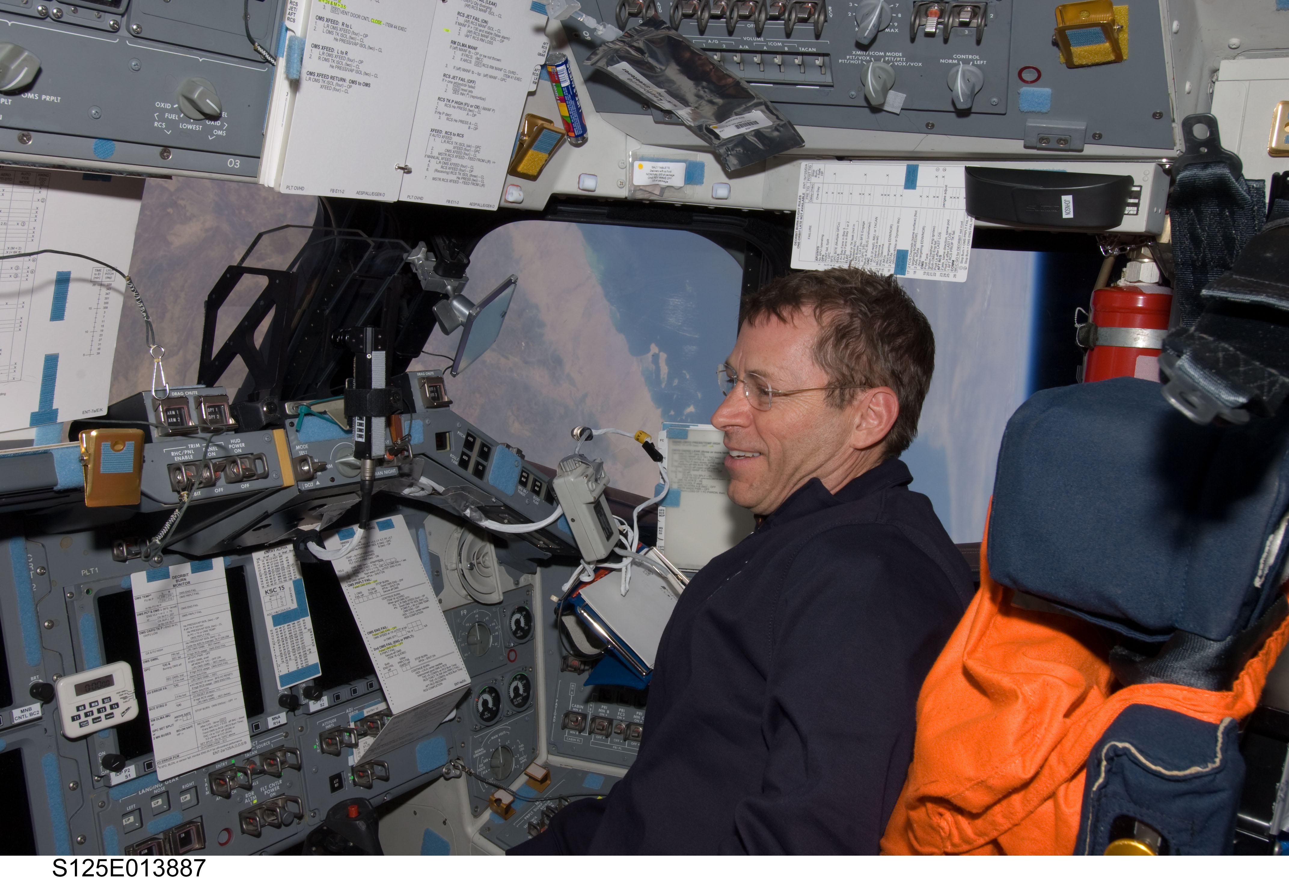 Veteran Astronaut and Aviator Retires from NASA