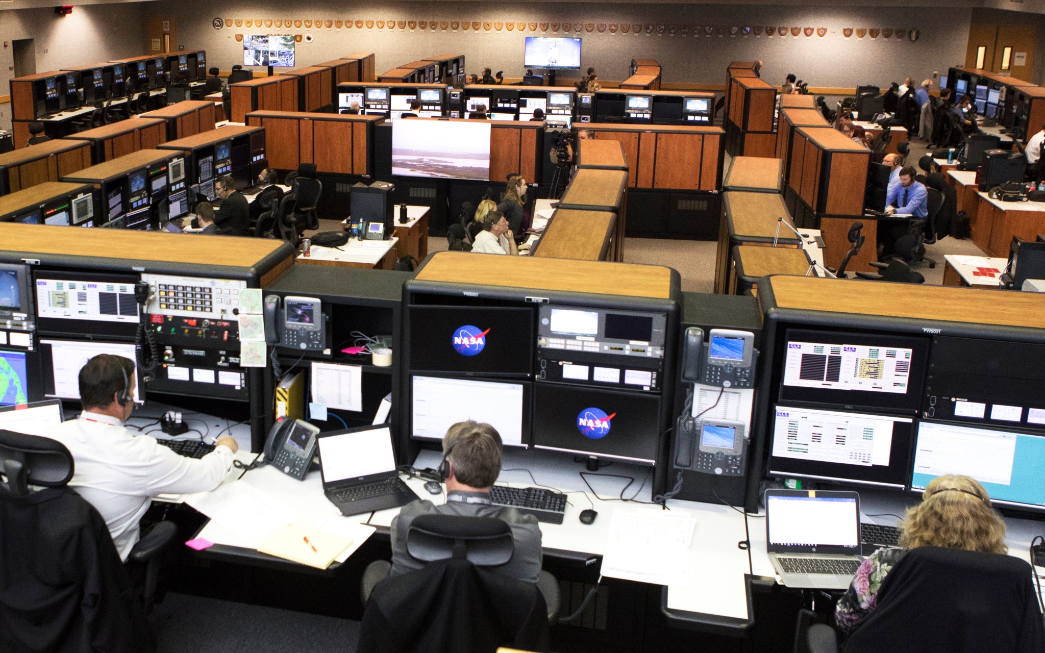 Overall view of Firing Room 1