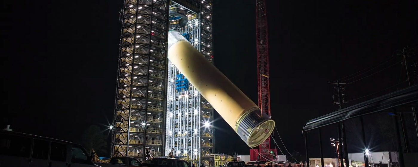 #ICYMI Video of SLS LH2 Tank into test stand