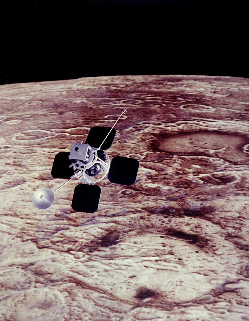 Lunar orbiter