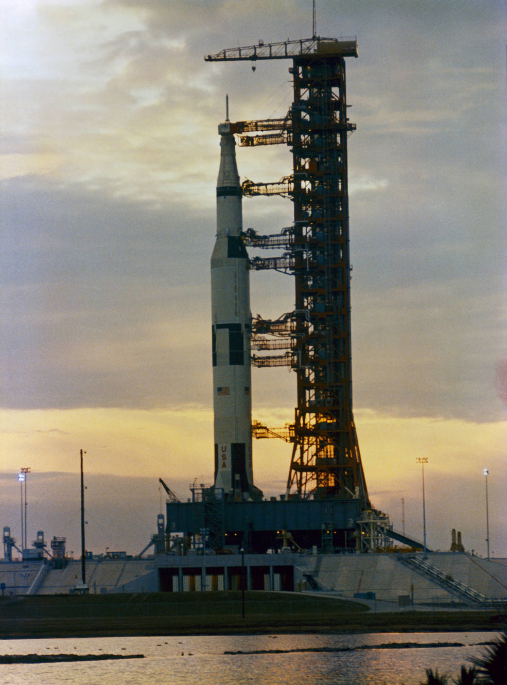 apollo_10_rollout_mar_11_1969