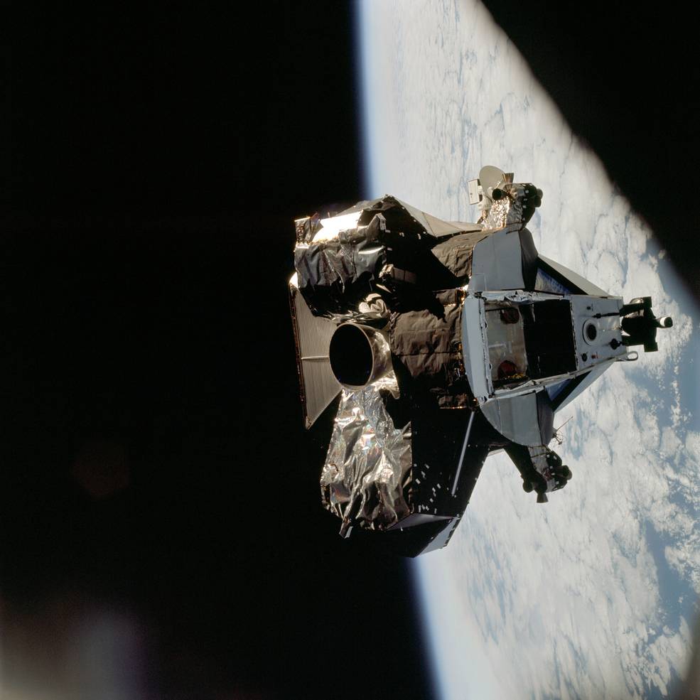 apollo_9_spider_ascent_stage_free_flight_as09-21-3236