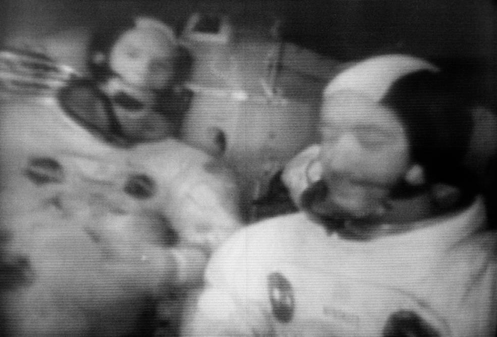 apollo_9_tv2_mar_6_1969_s69-26148