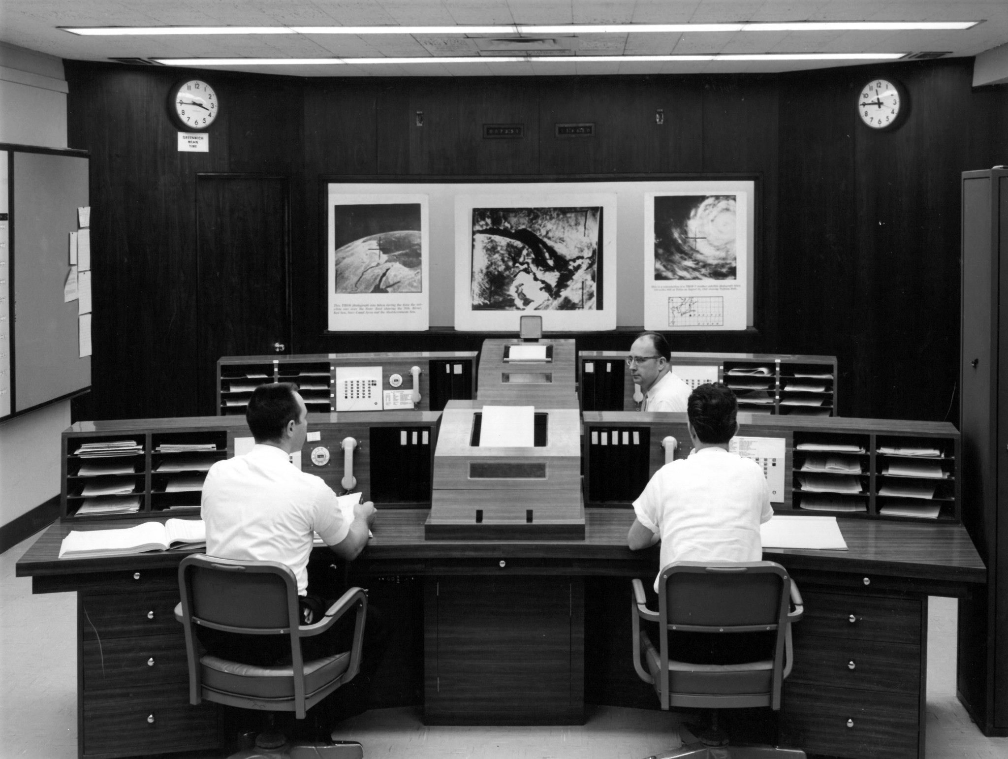 TIROS technical control at NASA GSFC, 1964