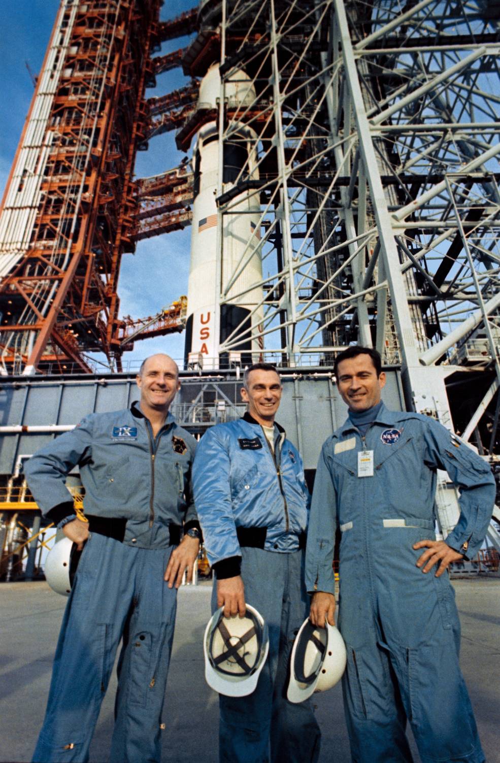 apollo_10_crew_in_front_of_saturn_v