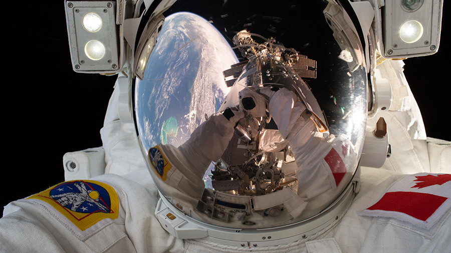 Expedition 59 Flight Engineer David Saint-Jacques of the Canadian Space Agency
