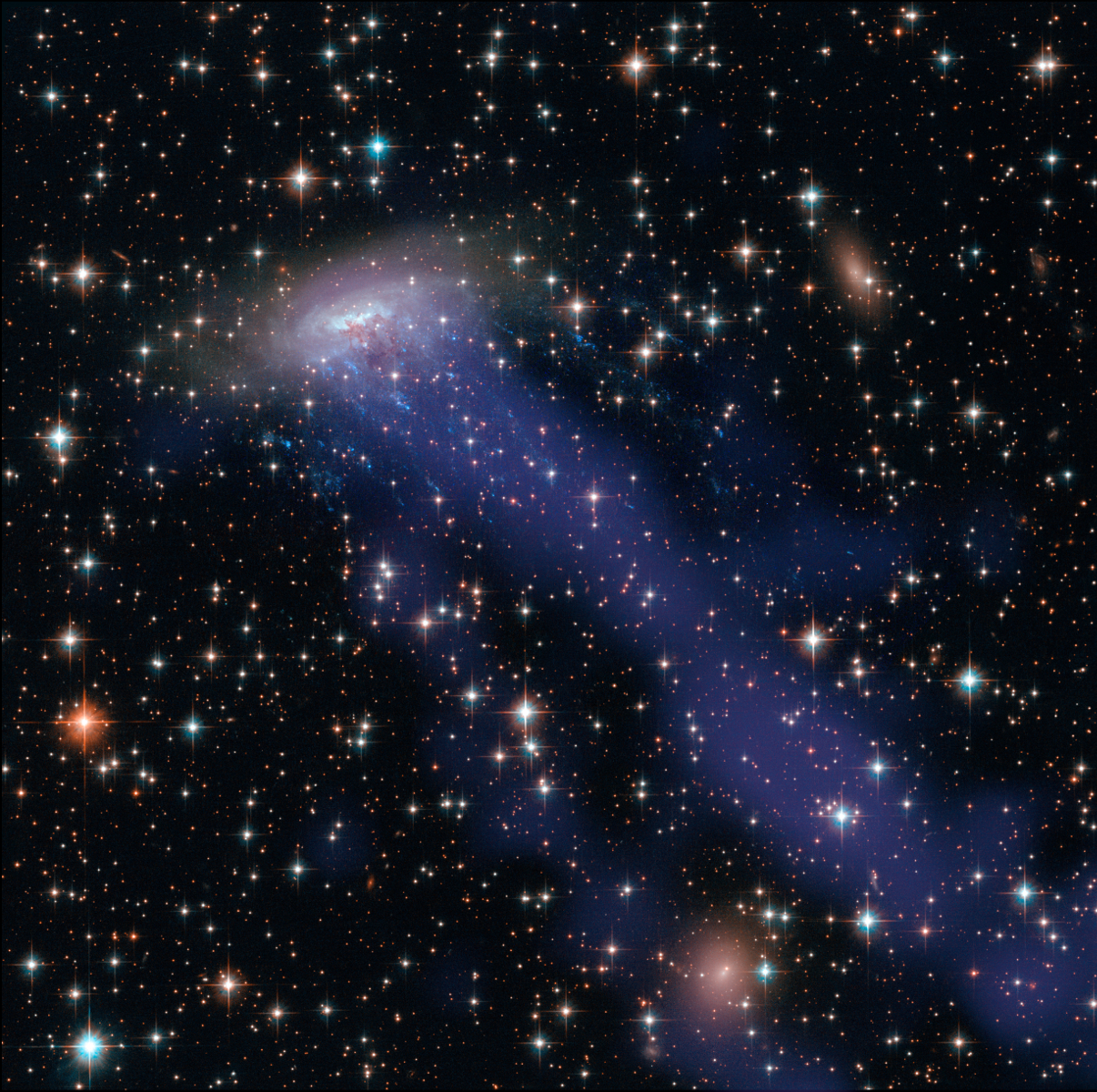 Composite view of ESO 137-00