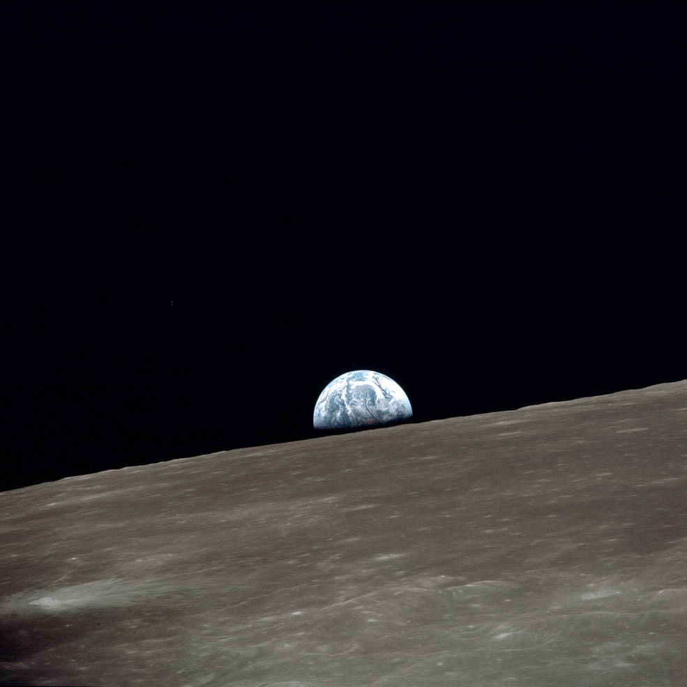 apollo_10_earthrise