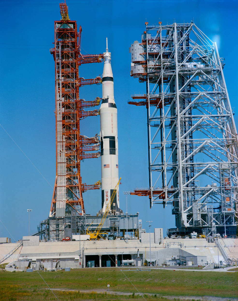 apollo_10_on_pad_39b_cddt_may_6_1969