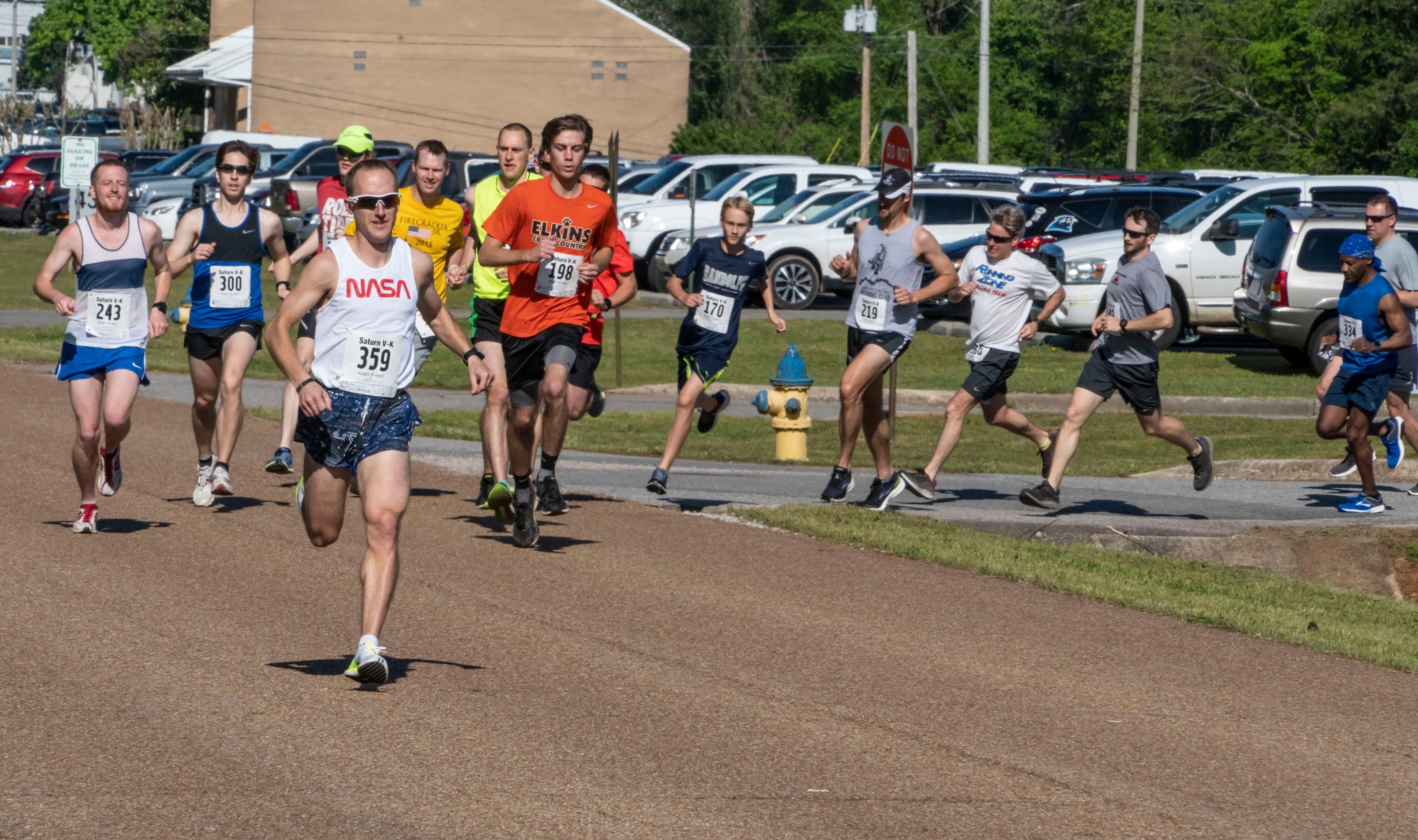 Celebrating the 50th anniversary of four Apollo missions, 317 runners and walkers participated in the 2019 Saturn V-K.