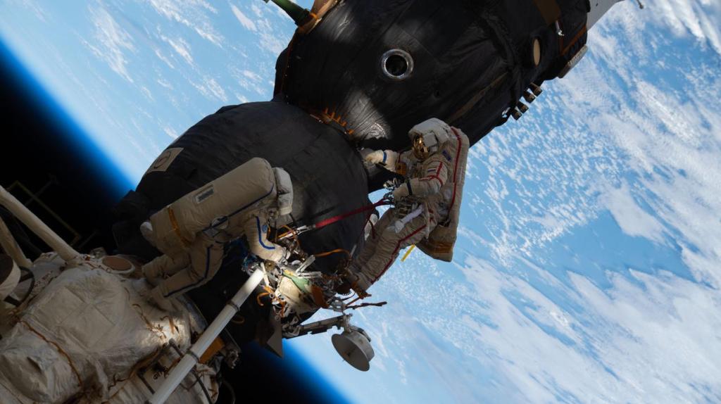 NASA Television to Air Russian Spacewalk at International Space Station