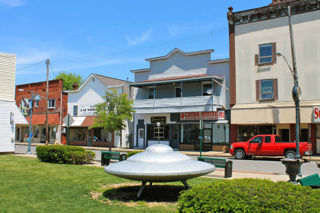 Flying saucer sculpture located at 100 Pittsburgh Street in Mars, Pennsylvania.