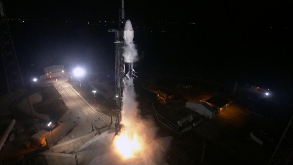SpaceX Dragon Heads to Space Station with NASA Science, Cargo