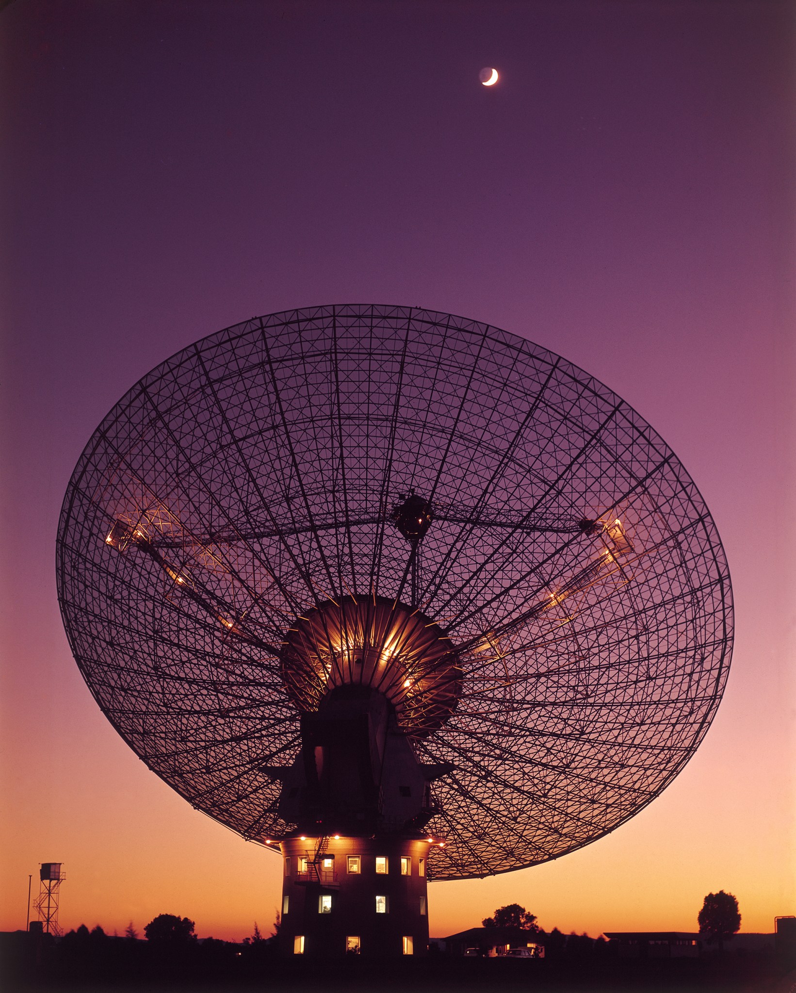 Parkes Observatory Apollo