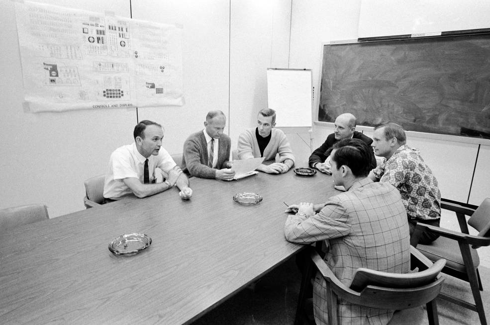 apollo_11_crew_meets_w_apollo_10_crew