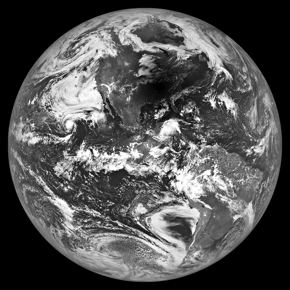 lro_solar_eclipse_shadow_on_earth