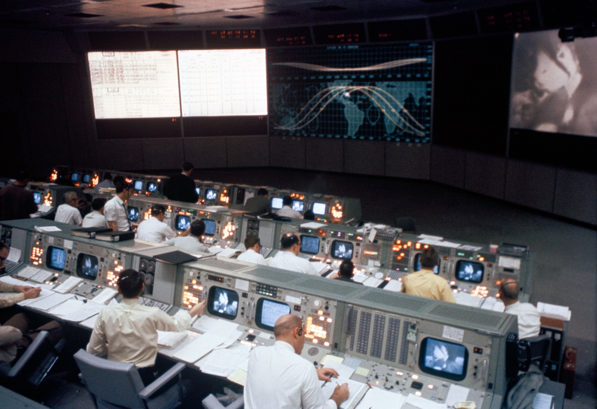 Overall view of the Mission Operations Control Room in the Mission Control Center, Building 30, during the Apollo 9 mission.