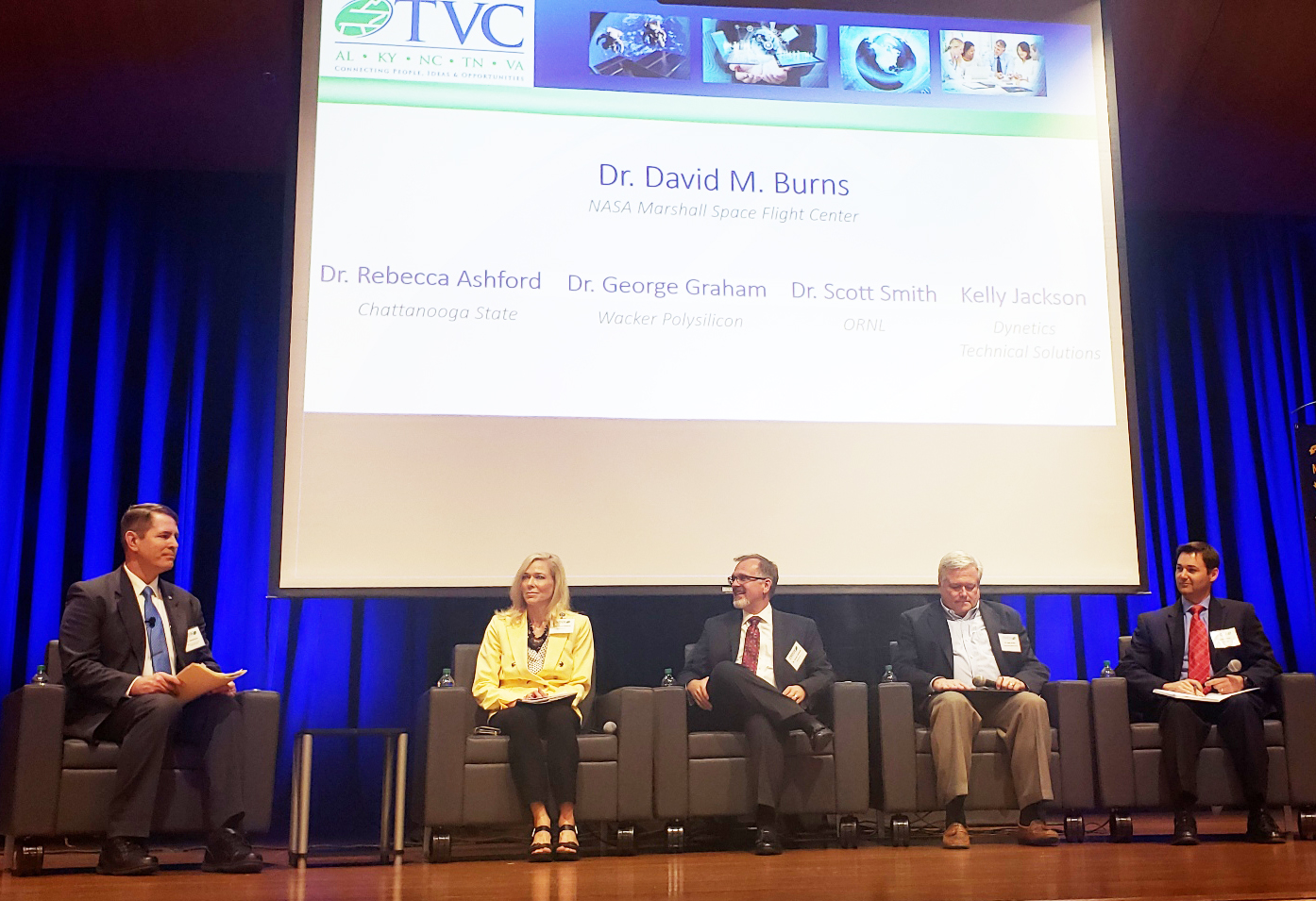 David Burns, left, serves as guest moderator for a panel on advanced manufacturing at the 2019 Tennessee Valley Corridor Summit.