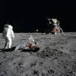 apollo 11 aldrin and seismometer