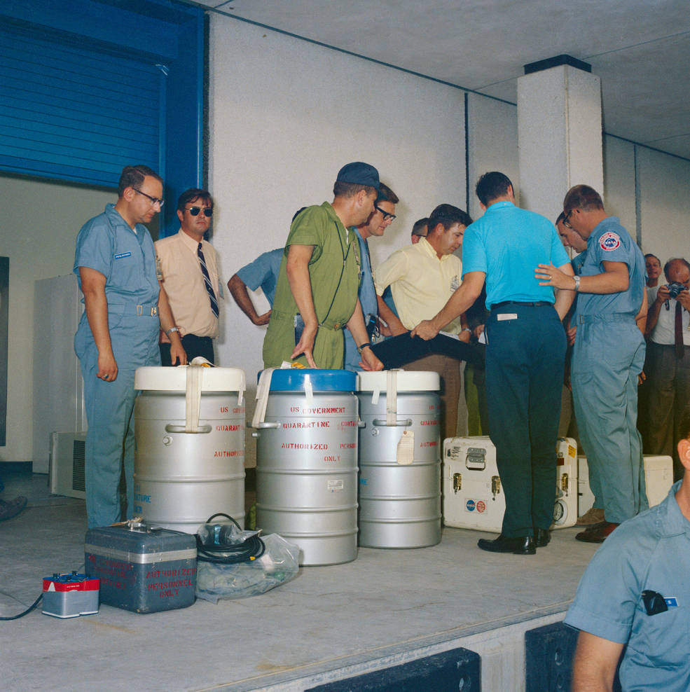 apollo_11_second_moon_box_arrives_lrl