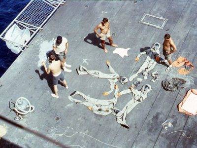 apollo_11_udt-11_crew_drying_bigs_after_simex_on_hornet_jul_1969