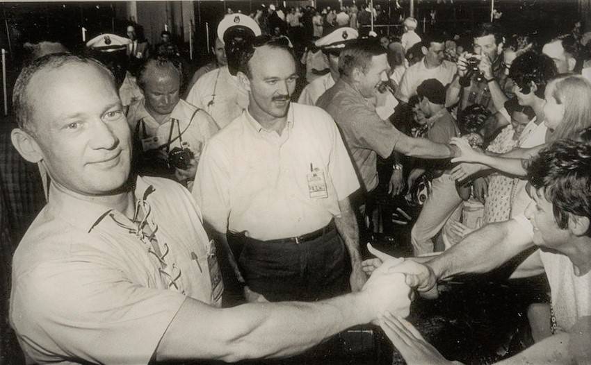 apollo_11_crew_leaves_lrl_aldrin_collins_ap