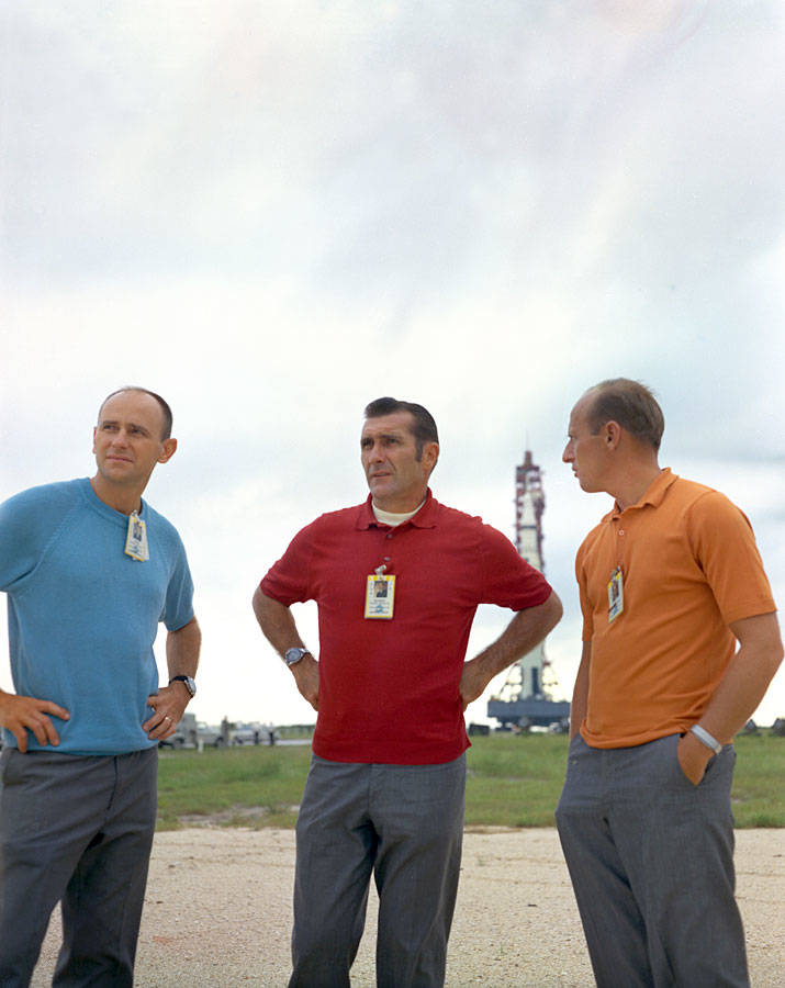 apollo_12_crew_at_rollout_sep_8_1969