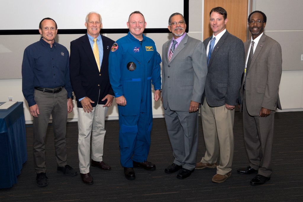 Four NASA Langley Researchers Take Agency Silver Snoopy Honors