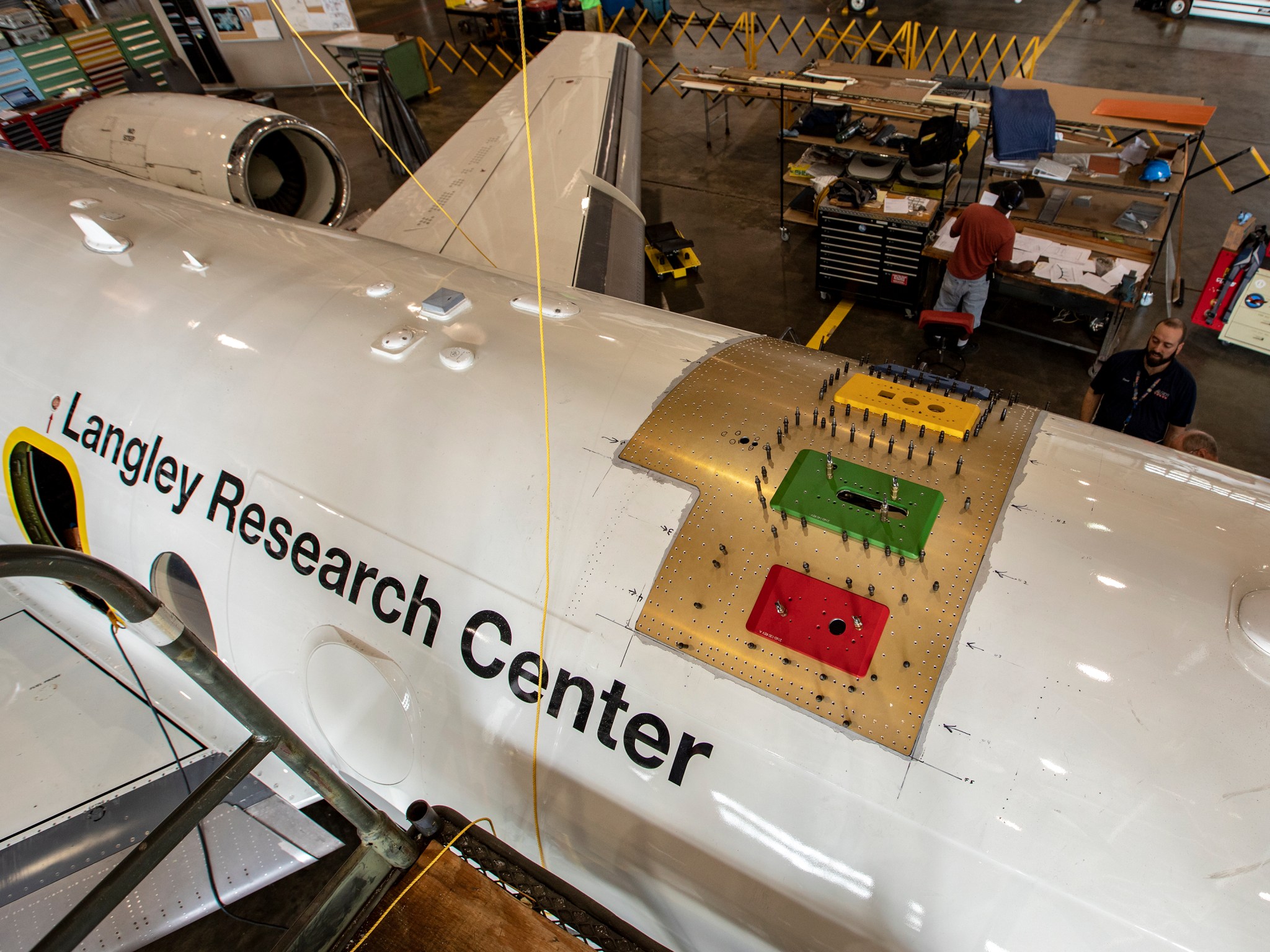 lrc-2019-h1_p_aircraft-091804.jpg