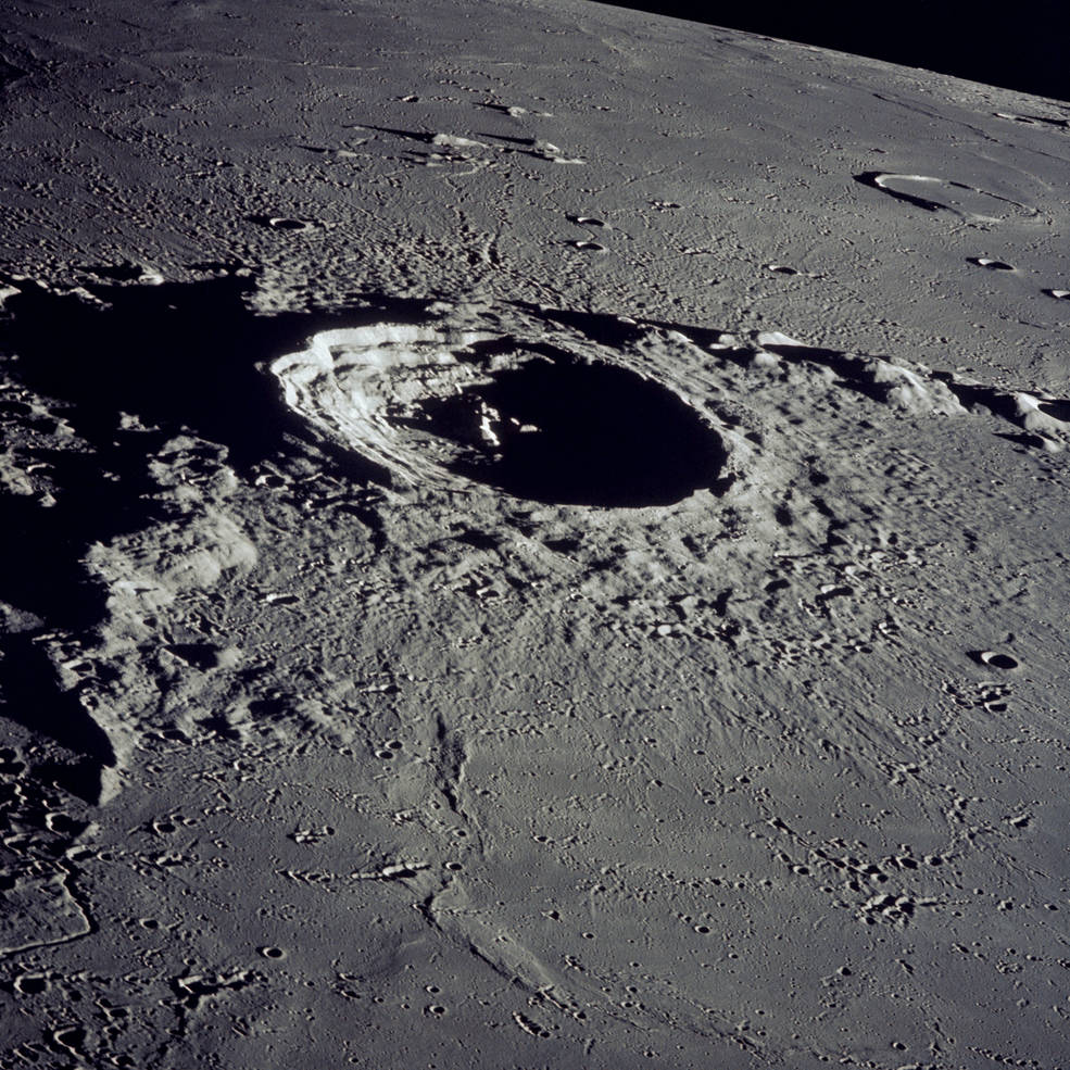 apollo_12_crater_eratosthenes_rev_2_nov_17_1969