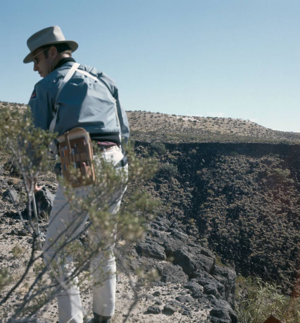 apollo_13_geology_training_kilbourne_hole_nov_11_1969_s69