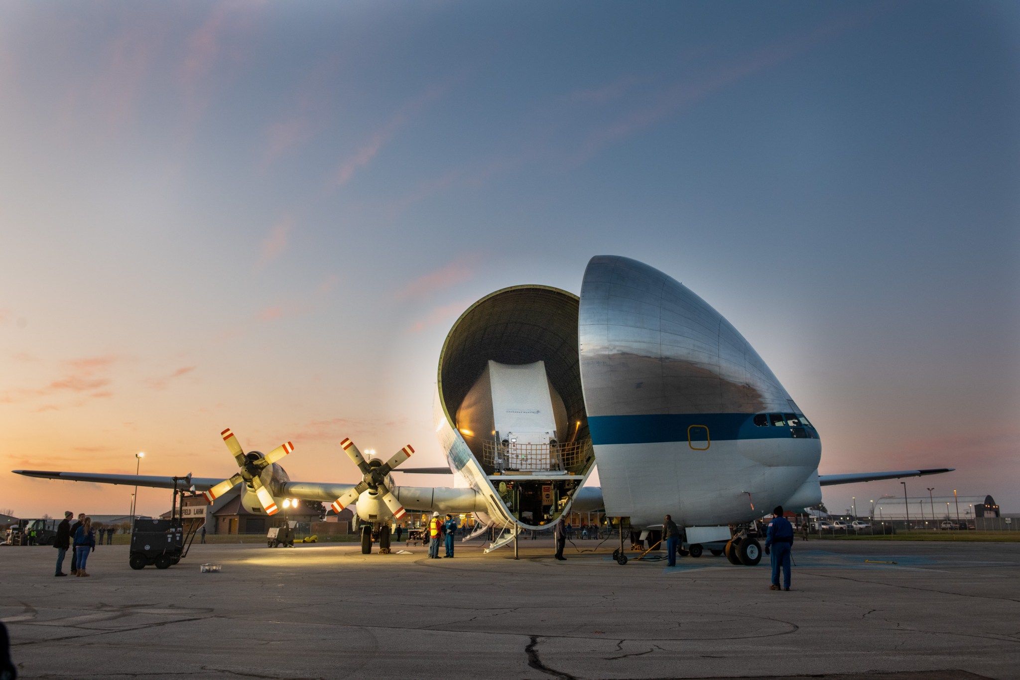 NASA Super Guppy nose opening on Nov 25th at Mansfield Airport with Orion spacecraft inside.