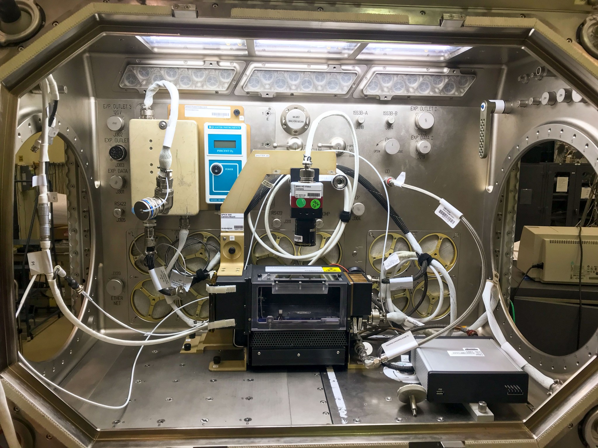Confined Combustion hardware