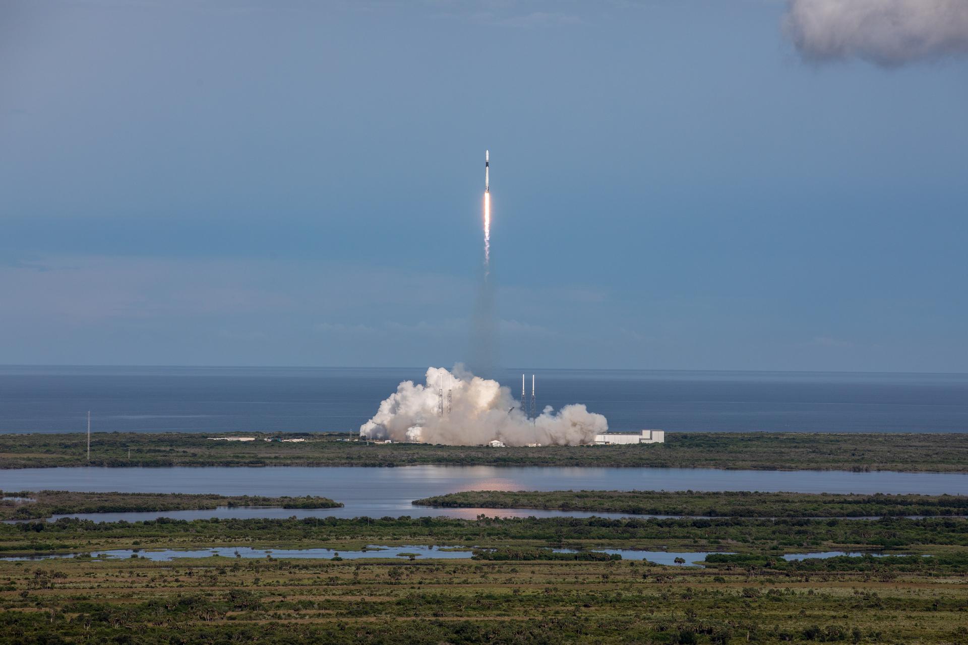 SpaceX Falcon 9 rocket lifts off from Space Launch Complex 40 at Cape Canaveral Air Force Station in Florida