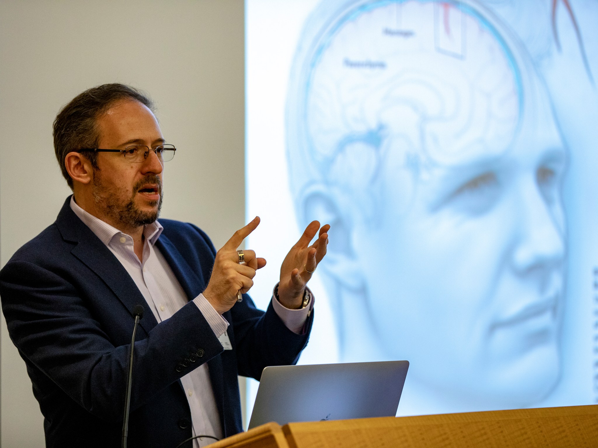 Dr. Jonathan Kipnis is part of the Center for Brain Immunology and Glia at the University of Virginia.